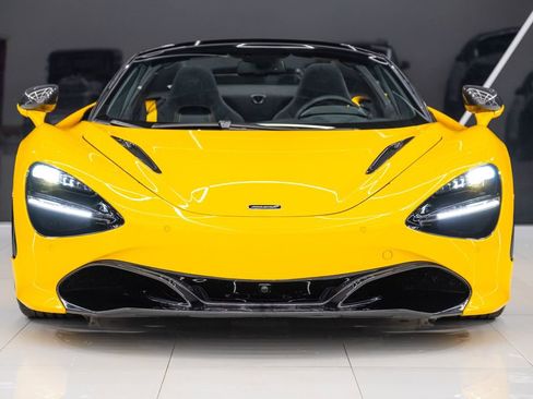 Used 2023 McLaren 720S Performance image 2