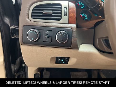 Used 2011 Chevrolet Silverado 2500 LTZ w/ Snow Plow Prep Package AWD/4WD image 16