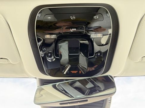 Used 2026 Mercedes-Benz Maybach SL 680 image 32
