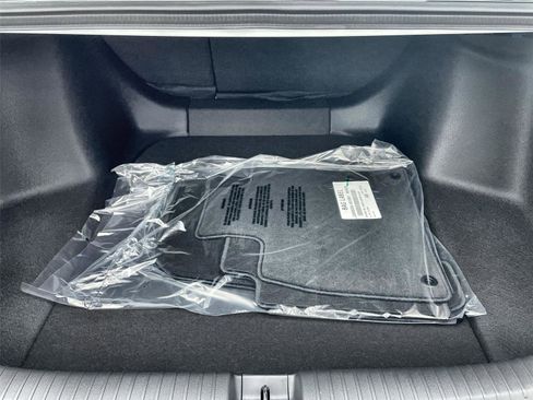 New 2025 Honda Accord EX-L image 32