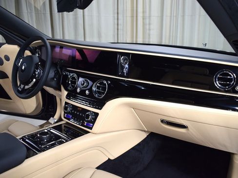 New 2026 Rolls-Royce Ghost AWD/4WD image 26