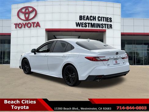 Certified 2025 Toyota Camry SE image 8