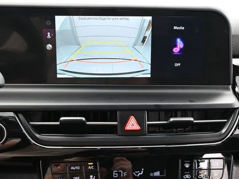 Used 2025 Kia Seltos S image 23