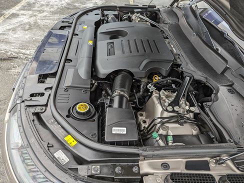 Used 2021 Land Rover Range Rover Sport HSE Silver Edition image 48