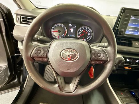 Used 2021 Toyota RAV4 LE w/ Carpet Mat Package (TMS) FWD image 11