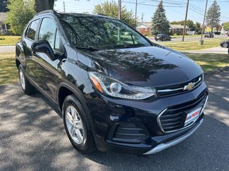 Used 2021 Chevrolet Trax LT w/ LT Convenience Package image 1