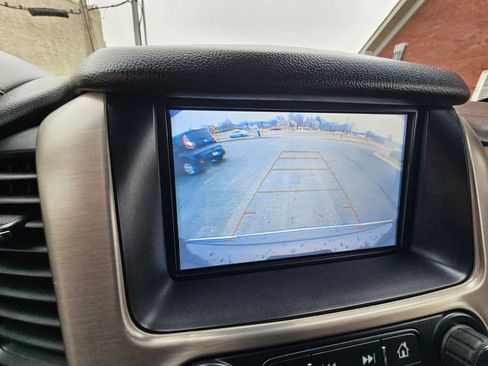 Used 2018 GMC Yukon Denali image 33