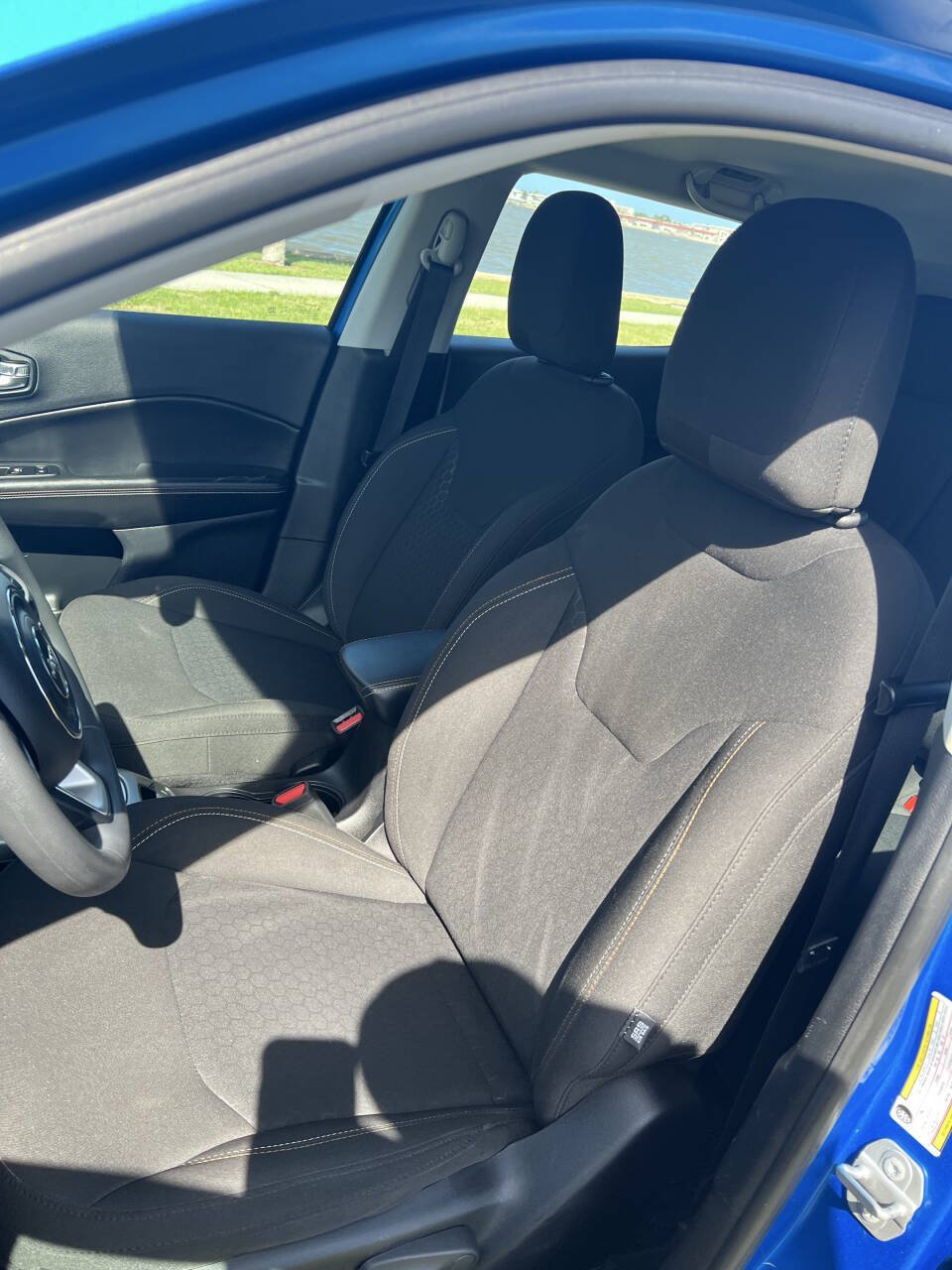 Used 2020 Jeep Compass Sport AWD/4WD image 12