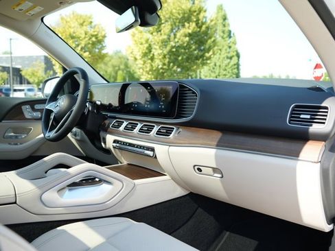 Used 2026 Mercedes-Benz GLE 450 4MATIC image 43