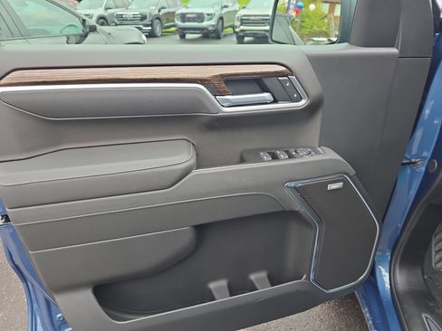 New 2026 GMC Sierra 1500 Elevation w/ Elevation Premium Package AWD/4WD image 8