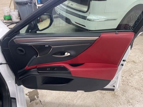 Used 2019 Lexus ES 350 F Sport w/ Accessory Package image 27