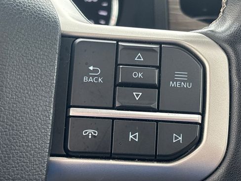 Used 2023 Ford Expedition Limited image 22