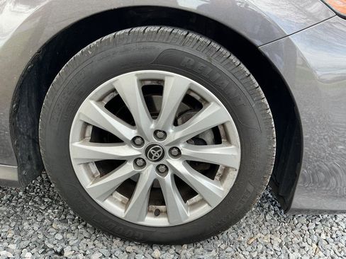Used 2020 Toyota Camry LE image 22