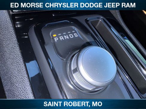 Used 2021 Chrysler 300 S image 22