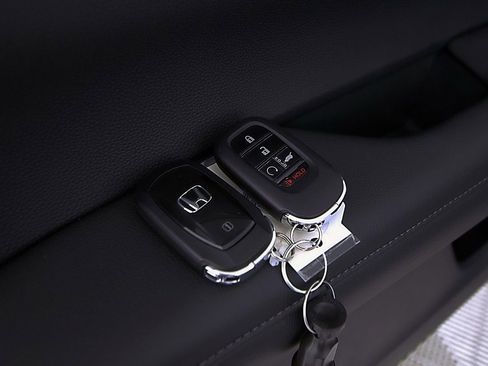 Used 2024 Honda CR-V EX-L image 28