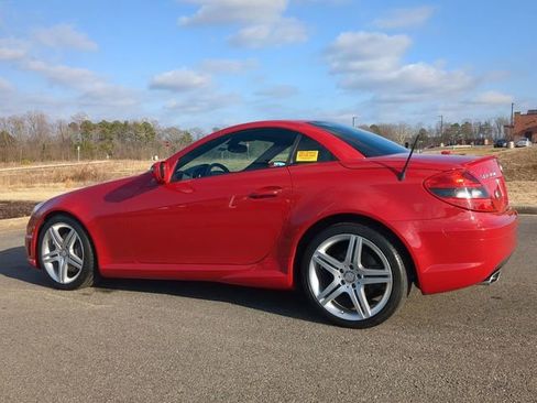 Used 2011 Mercedes-Benz SLK 350 image 6