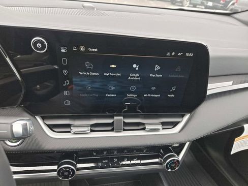 New 2026 Chevrolet Equinox LT w/ Midnight Edition image 17