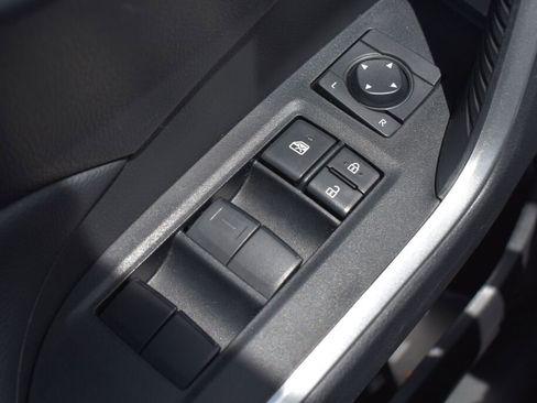 Certified 2025 Toyota RAV4 LE AWD/4WD image 15