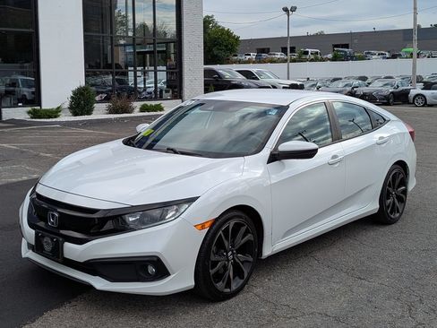 Used 2020 Honda Civic Sport image 2