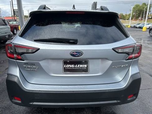 Used 2023 Subaru Outback Premium AWD/4WD image 6