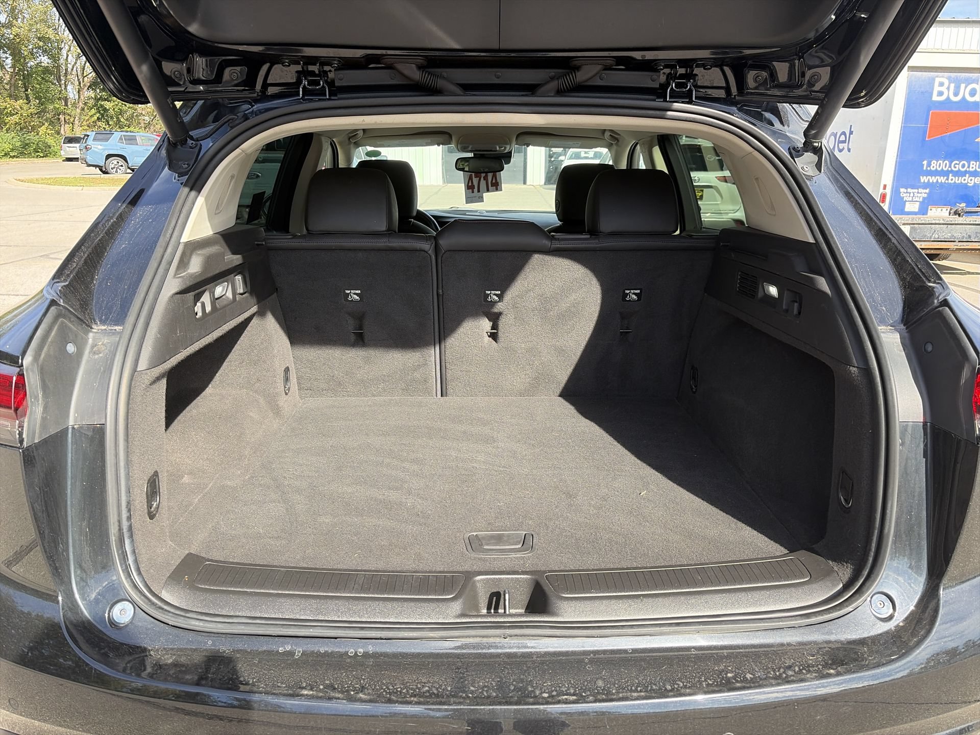 Used 2022 Buick Envision Essence w/ Sport Touring Package AWD/4WD image 28