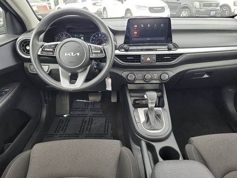 Used 2024 Kia Forte LXS FWD image 10