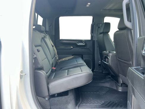 Used 2024 Chevrolet Silverado 2500 LTZ w/ LTZ Premium Package AWD/4WD image 23