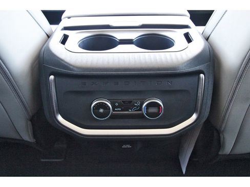 Used 2025 Ford Expedition Max Active RWD image 15