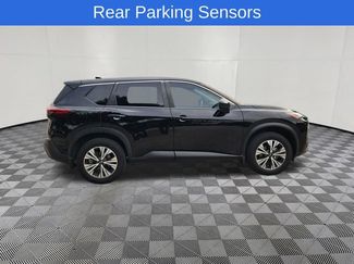 Used 2023 Nissan Rogue SV FWD video 4
