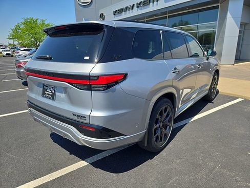 New 2026 Lexus TX 500h AWD image 3