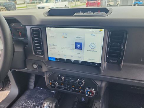 New 2025 Ford Bronco image 25