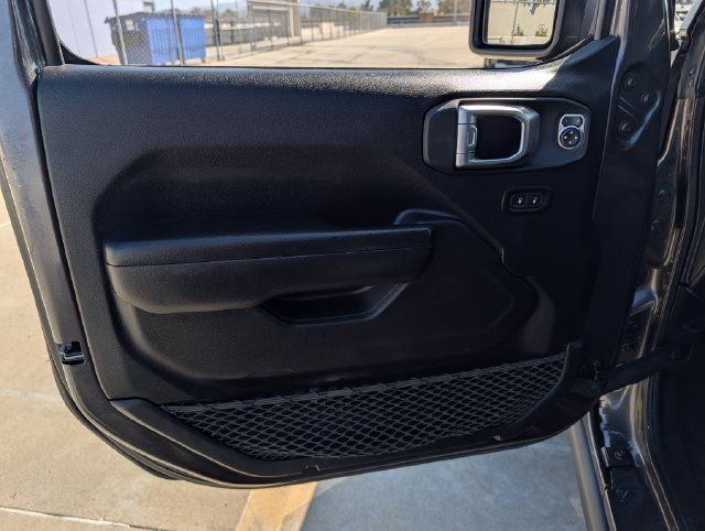 Used 2021 Jeep Wrangler Unlimited Sport AWD/4WD image 19