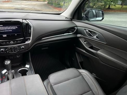 Used 2020 Chevrolet Traverse Premier w/ Redline Edition AWD/4WD image 29