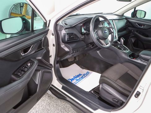 Used 2023 Subaru Outback Premium image 3