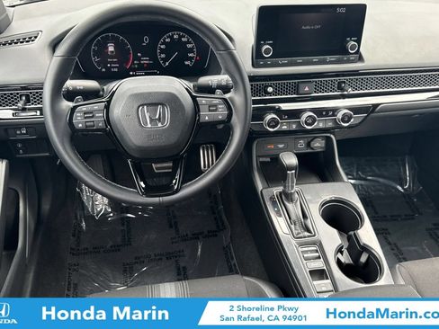 Used 2023 Honda Civic Sport image 16