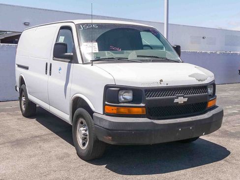 Used 2008 Chevrolet Express 2500 RWD image 3
