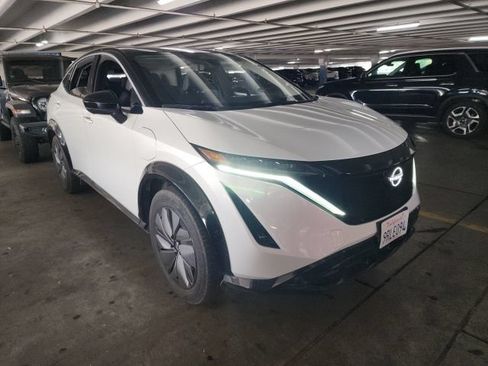 Used 2024 Nissan Ariya FWD image 1