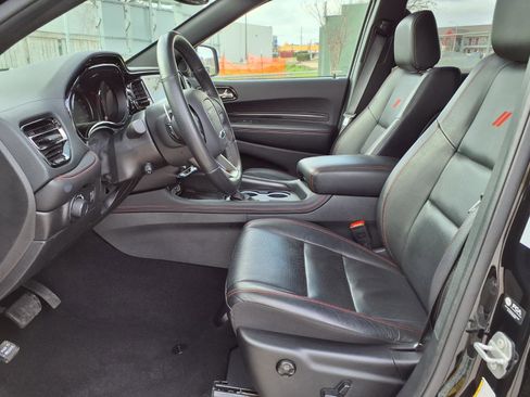 Used 2025 Dodge Durango GT image 17