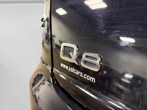 Used 2019 Audi Q8 Premium Plus w/ Premium Plus AWD/4WD image 12