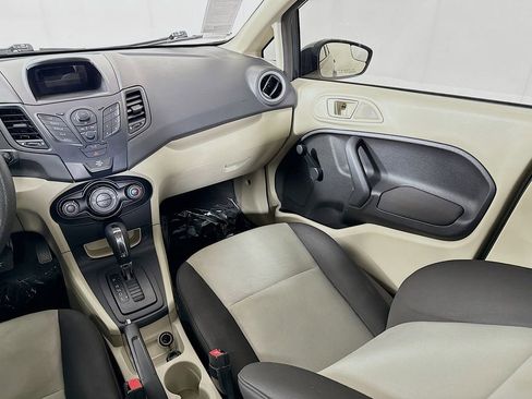 Used 2011 Ford Fiesta S FWD image 24