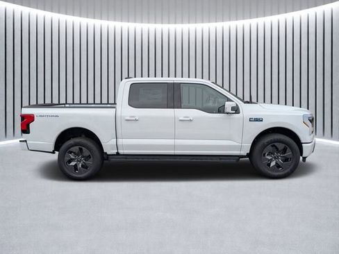 New 2025 Ford F150 Lightning Lariat image 2