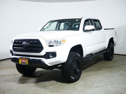 Used 2019 Toyota Tacoma SR w/ SR Convenience Package image 3
