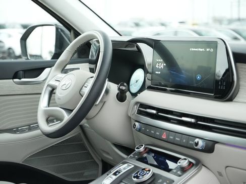 Used 2025 Hyundai Palisade Calligraphy image 15
