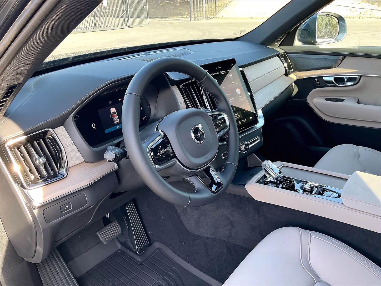 New 2027 Volvo XC90 B6 Plus AWD/4WD image 8