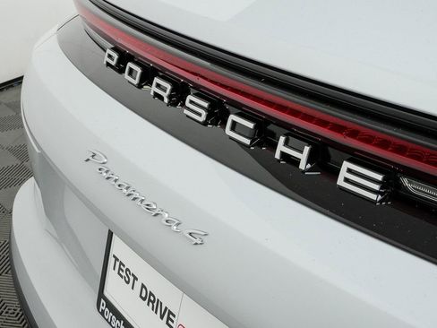 New 2026 Porsche Panamera 4 image 39