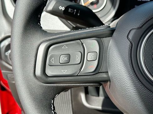 New 2025 Jeep Gladiator Sport image 25