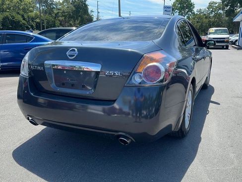 Used 2011 Nissan Altima 2.5 SL w/ 2.5SL Pkg FWD image 9