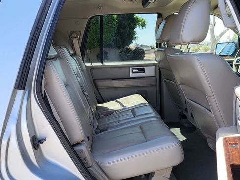 Used 2010 Ford Expedition Limited RWD image 22