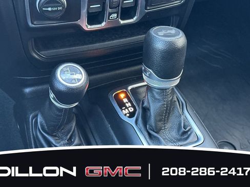 Used 2022 Jeep Wrangler Unlimited Sport AWD/4WD image 22