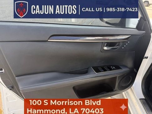 Used 2018 Lexus ES 350 w/ Navigation System Package FWD image 11